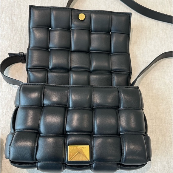 Bottega Veneta Padded Cassette Black Cross Body - Picture 5 of 12